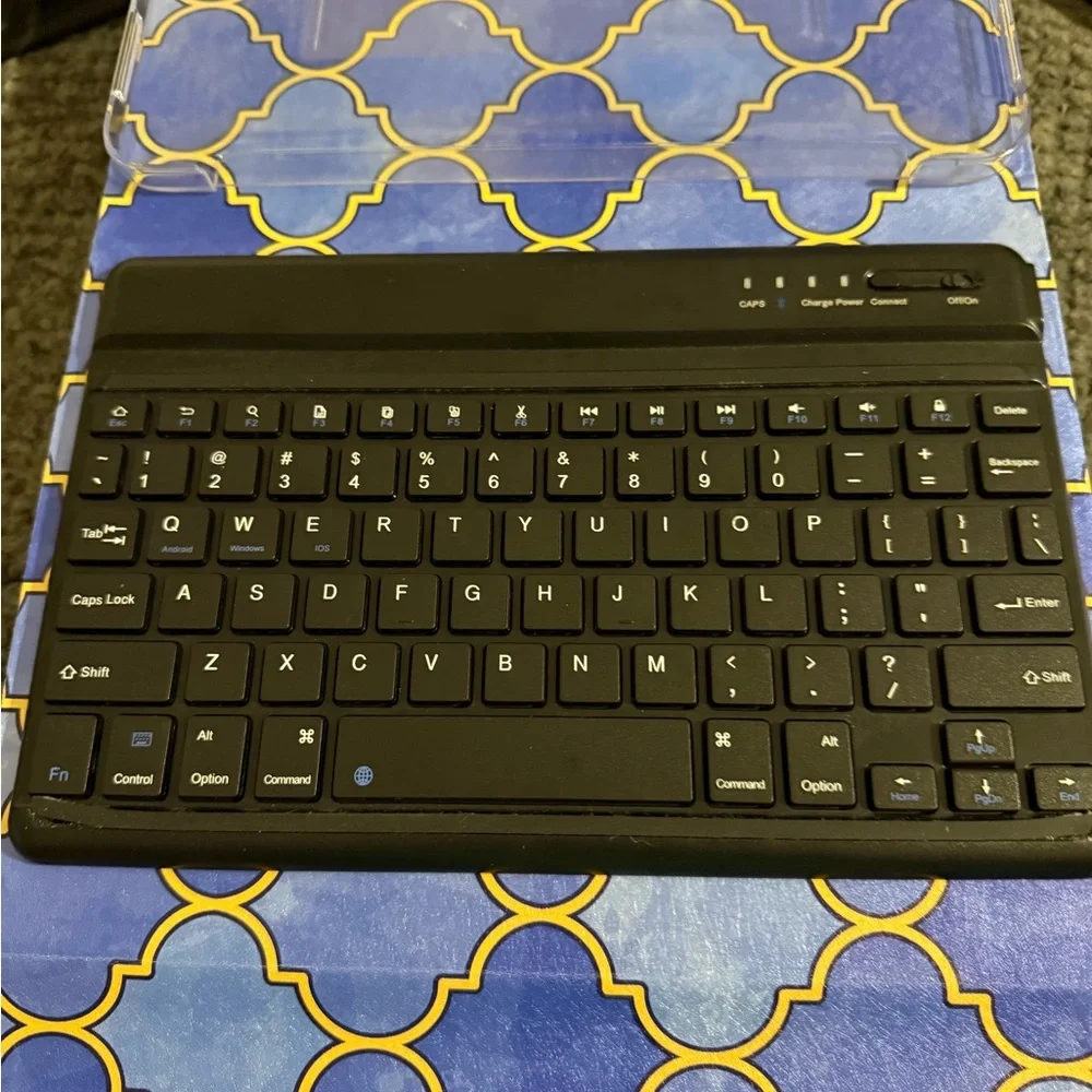 Apple iPad (10th Generation): with A14 Bionic chip, 10.9-inch Adult Owned EUC
